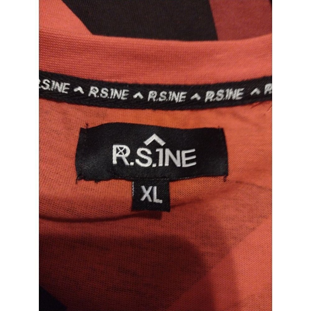 NWT New RS1NE Scrilla Graphic Logo Print T-shirt True Size Is Large L Red S/S - Picture 7 of 12